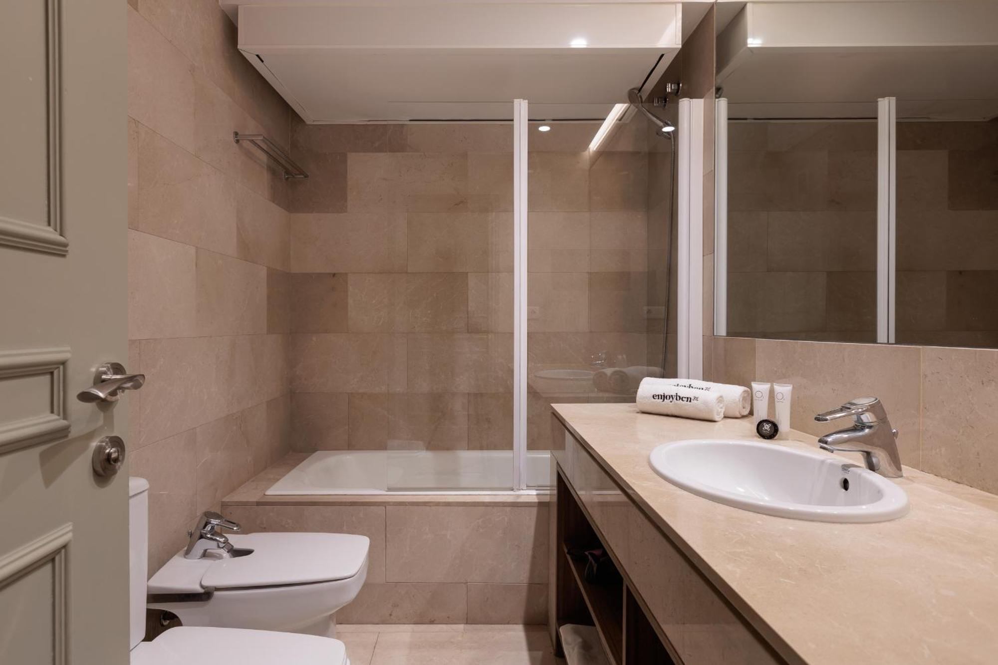 Passeig De Gracia By Enjoybcn Appartement Barcelona Buitenkant foto